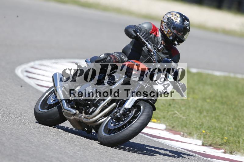 /48 25.08.2025 Cornu Master School ADR/gruen-vert/94